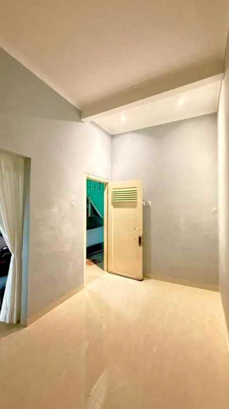 dijual rumah ciledug