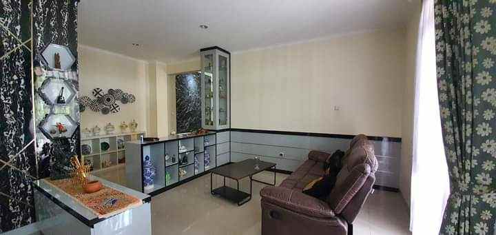 dijual rumah cimareme
