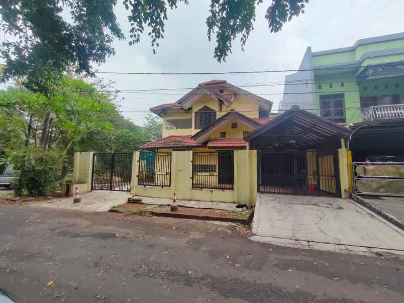 dijual rumah cipinang jaya cipinang
