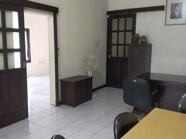 dijual rumah ciputat