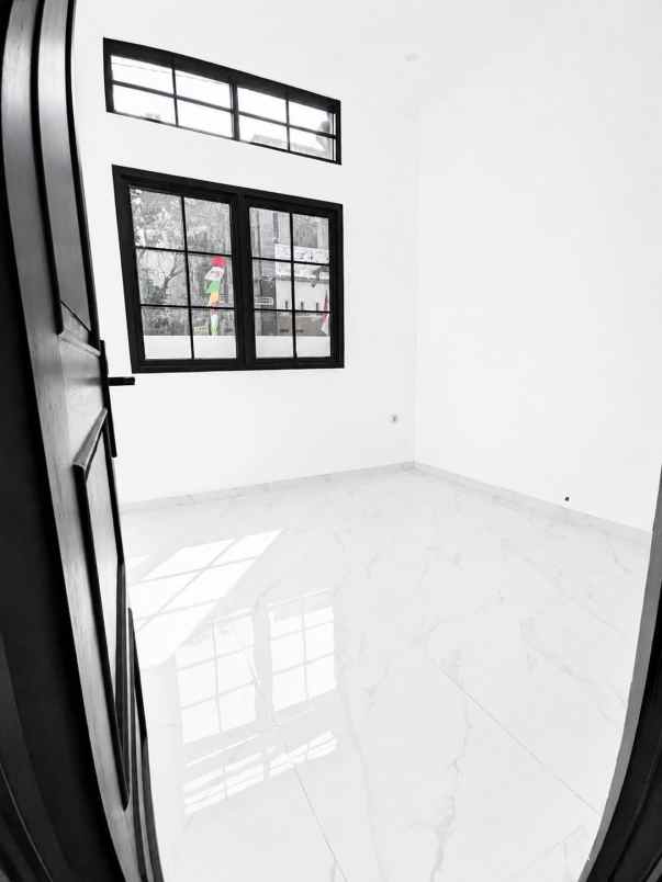 dijual rumah cisaranten kulon arcamanik