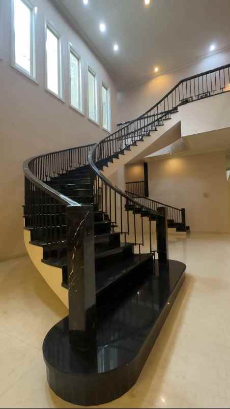 dijual rumah citraland bukit golf