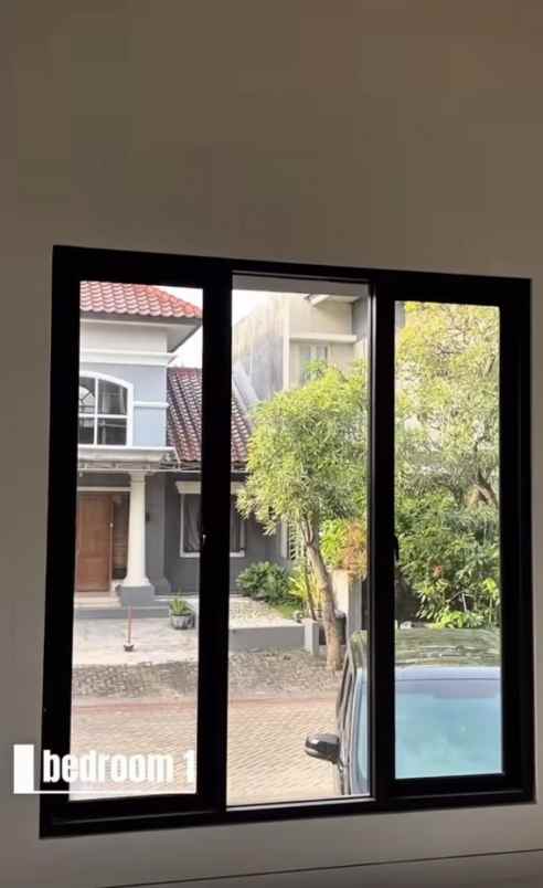 dijual rumah citraland utama