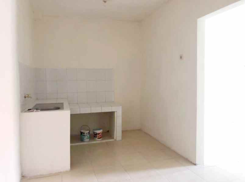 dijual rumah cluster catalina