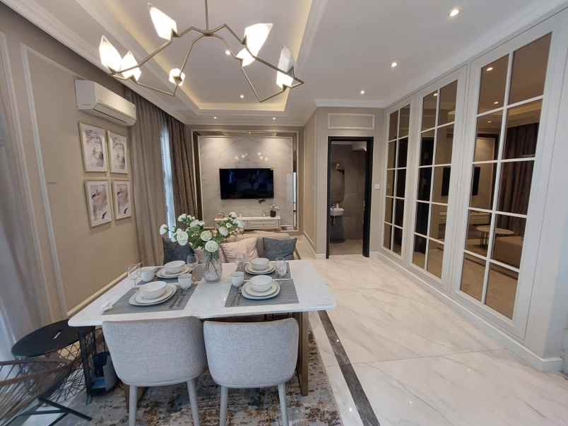 dijual rumah cluster maison de wisteria
