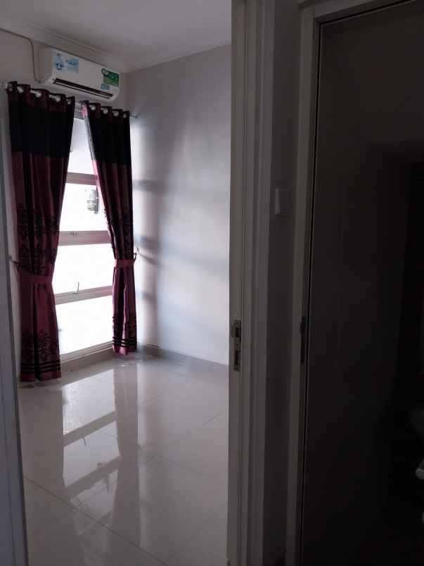 dijual rumah cluster monte farella