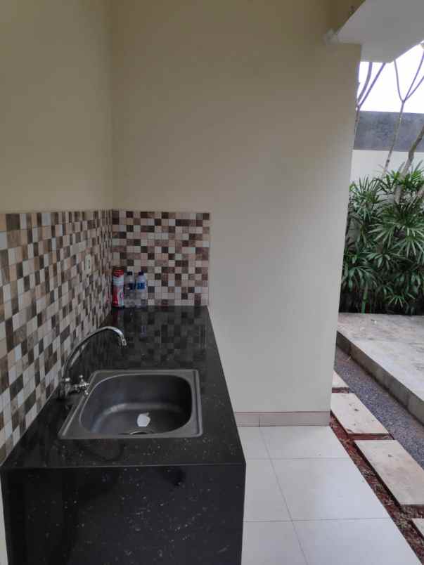 dijual rumah cluster patio lippo