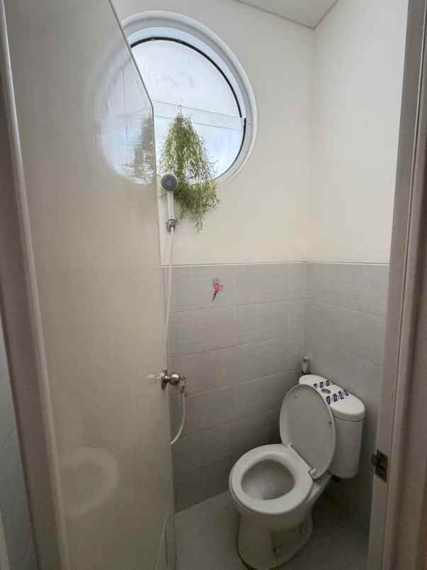 dijual rumah cluster sevilla jababeka