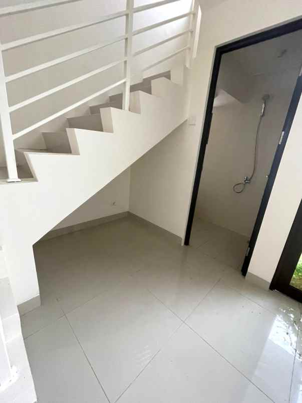 dijual rumah cluster shinano jgc