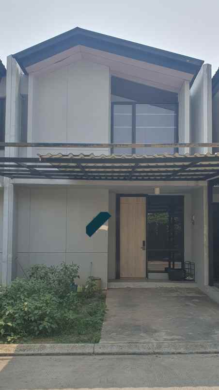 dijual rumah cluster silvercreek
