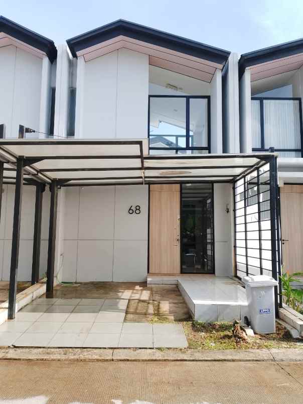 dijual rumah cluster travertine lippo