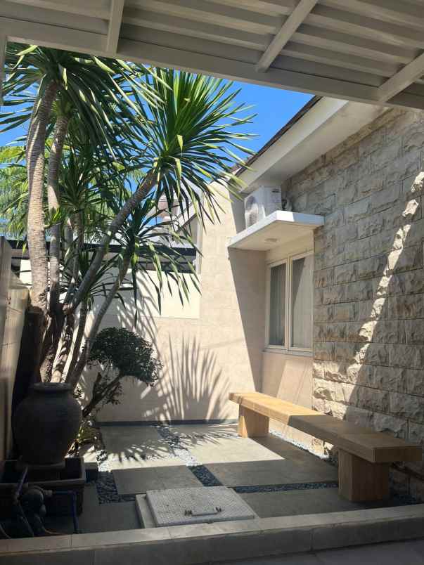 dijual rumah deltasaribaru deltasari