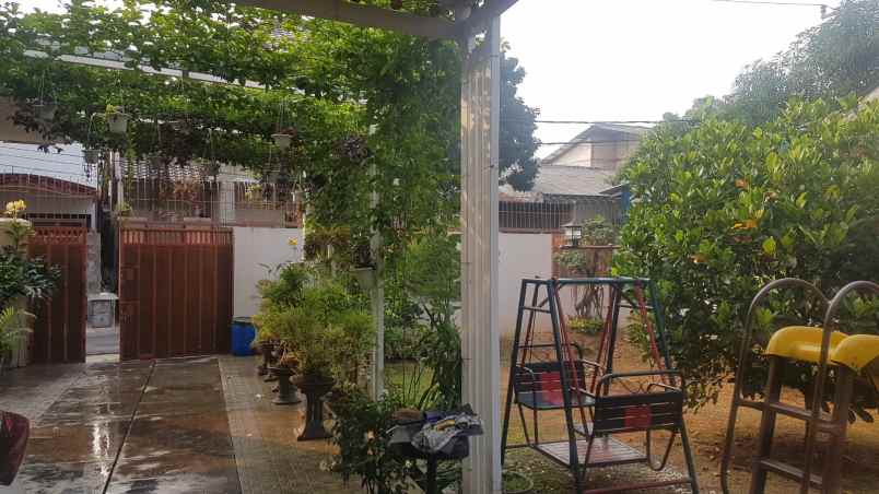 dijual rumah depok timur