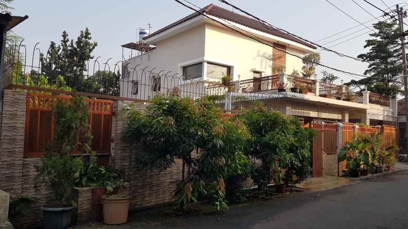 dijual rumah depok timur