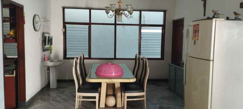 dijual rumah dharmahusada