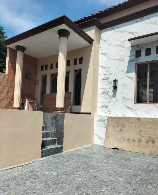 dijual rumah di mangunsari gunung pati semarang