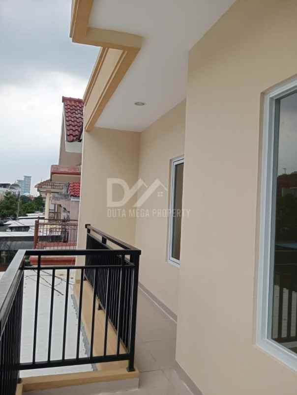 dijual rumah di sektor gading serpong