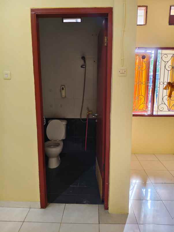 dijual rumah di tajur townhouse ciledug tangerang