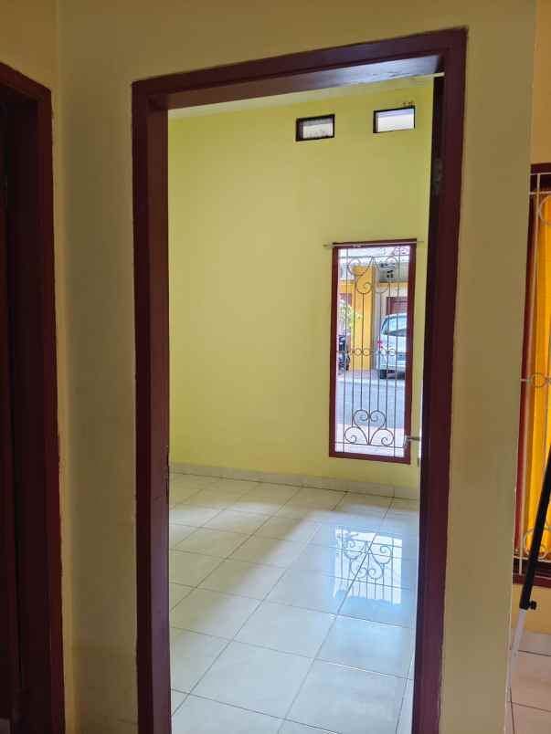 dijual rumah di tajur townhouse ciledug tangerang