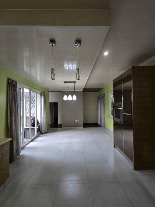 dijual rumah duren sawit