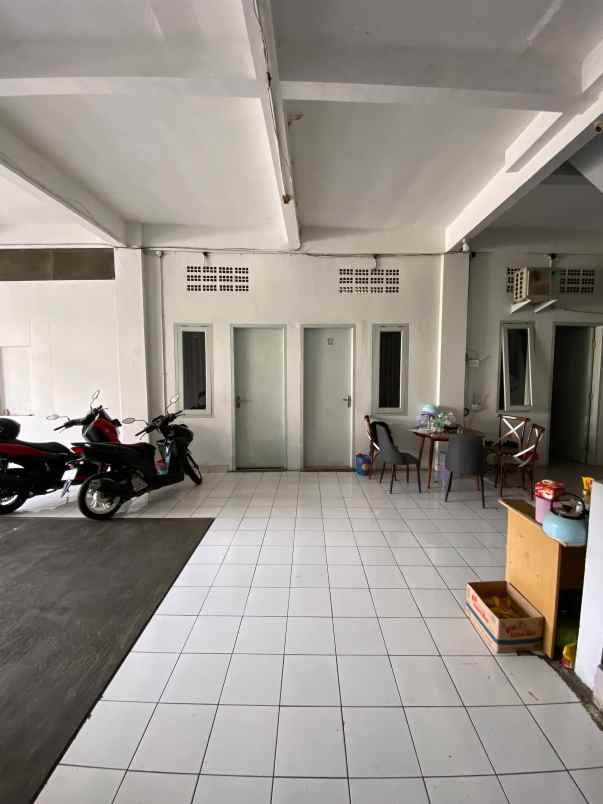 dijual rumah duren sawit