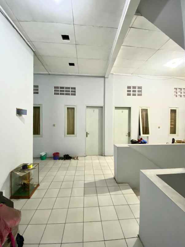 dijual rumah duren sawit