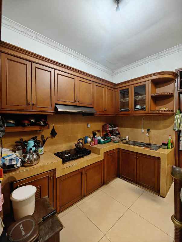 dijual rumah duren sawit jaktim