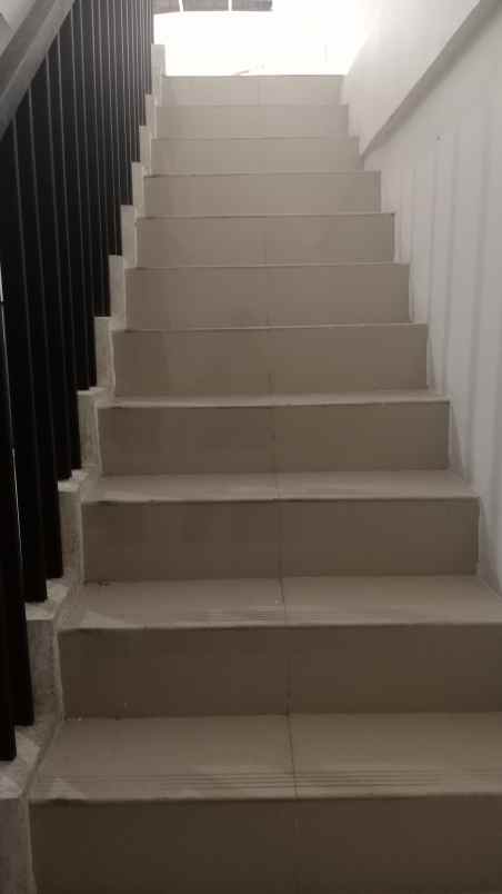 dijual rumah emerald mansion lippo cikarang