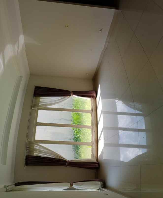 dijual rumah emerald mansion lippo cikarang