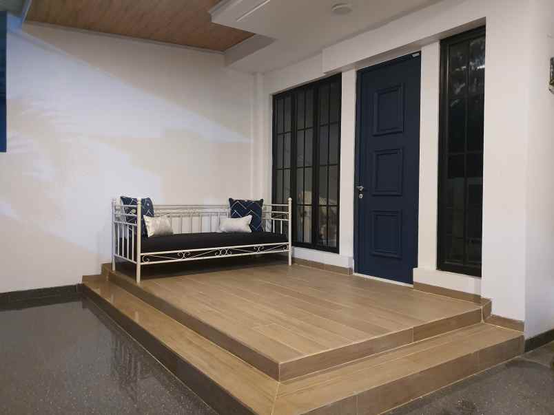 dijual rumah estetik cluster ifolia harapan indah 2