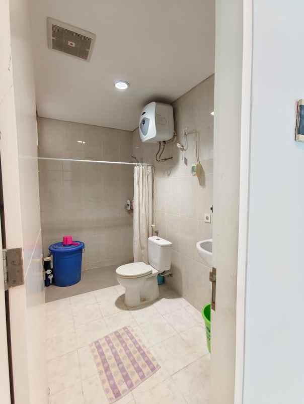 dijual rumah forest mansion