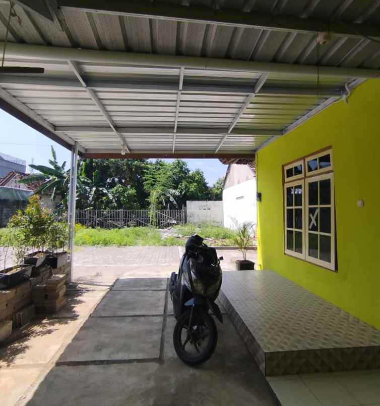dijual rumah gembira loka zoo