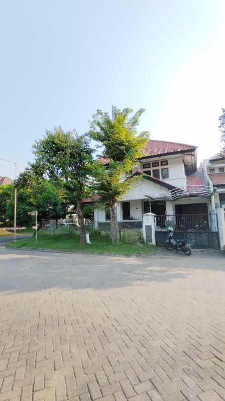 Graha Family Rumah Hitung Tanah Di Kawasan Elit Surabaya Barat