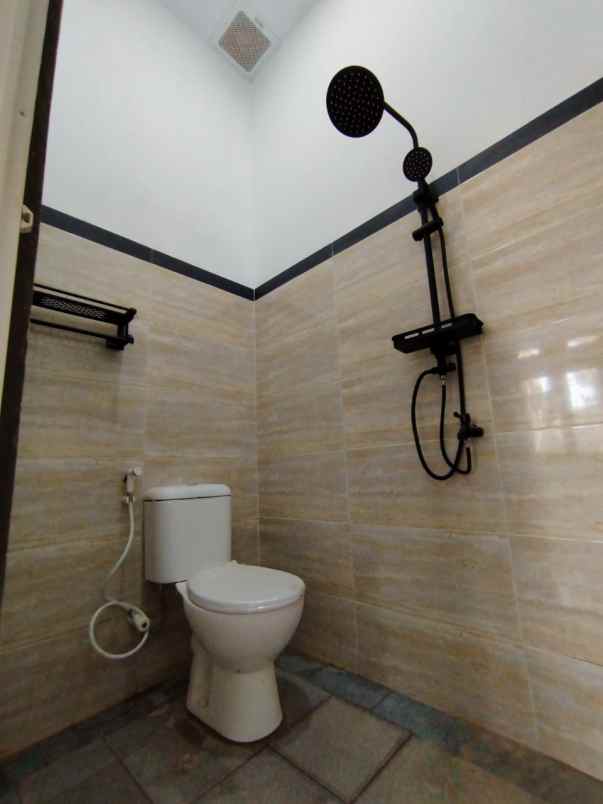 dijual rumah graha persada sentosa