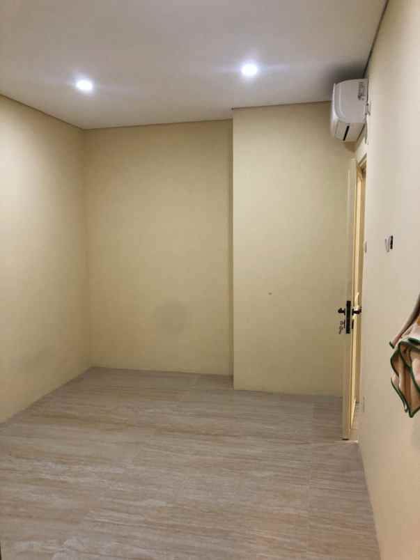 dijual rumah graha raya bintaro