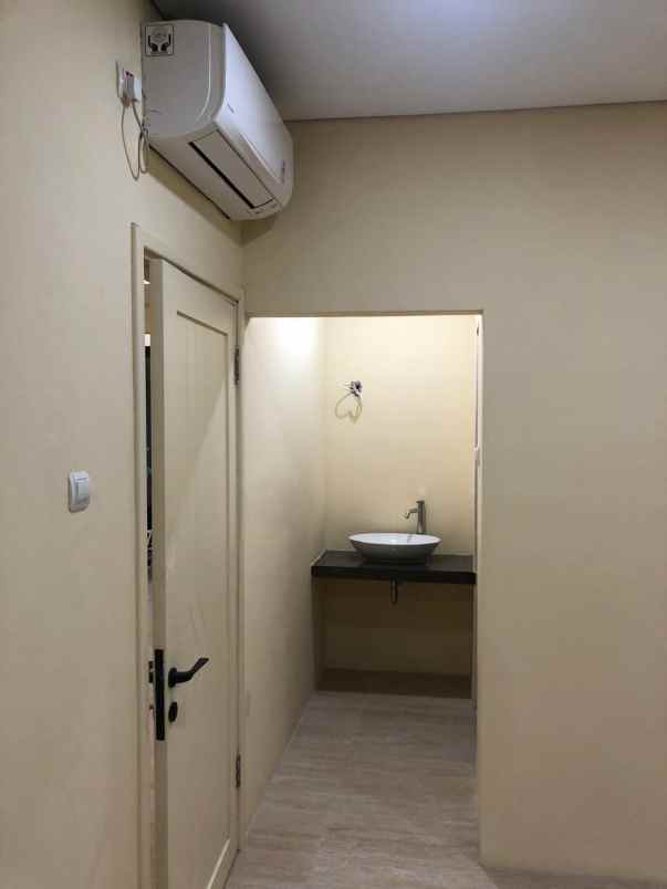 dijual rumah graha raya bintaro