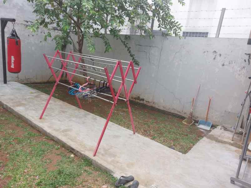 dijual rumah grand wisata cibubur