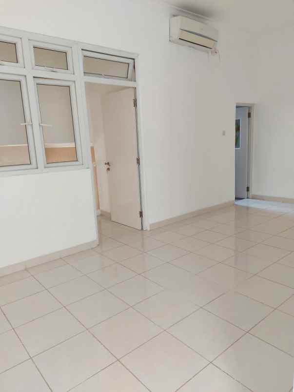 dijual rumah grand wisata cibubur