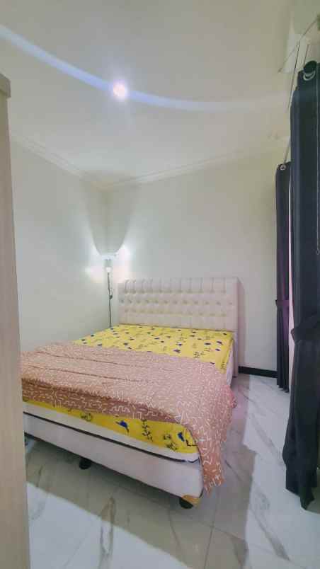 dijual rumah grand wisata cibubur