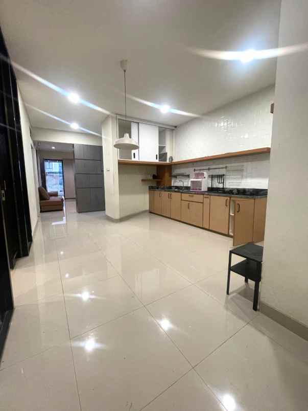 dijual rumah green ara harapan indah bekasi