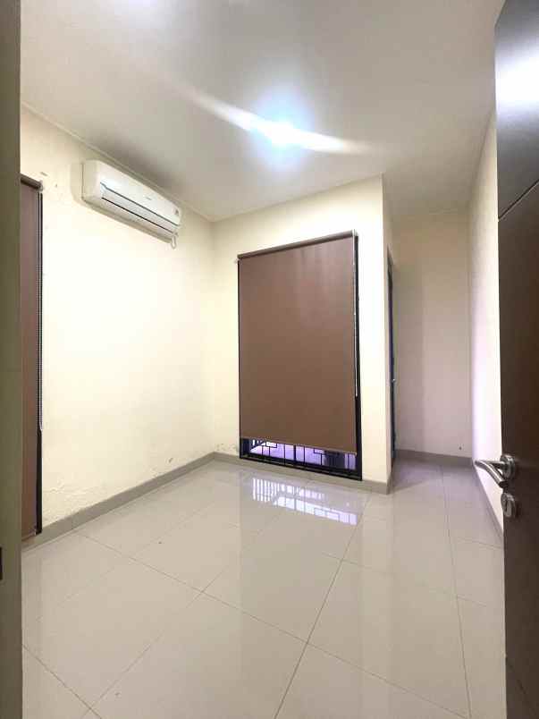 dijual rumah green ara harapan indah bekasi