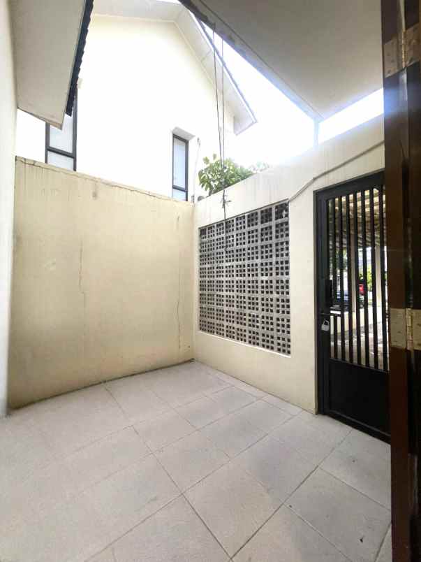 dijual rumah green ara harapan indah bekasi