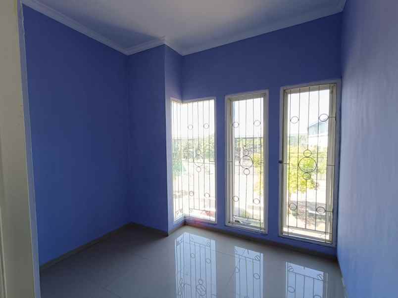 dijual rumah green semanggi mangrove