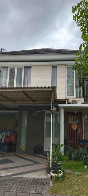 dijual rumah greenlake type fontana