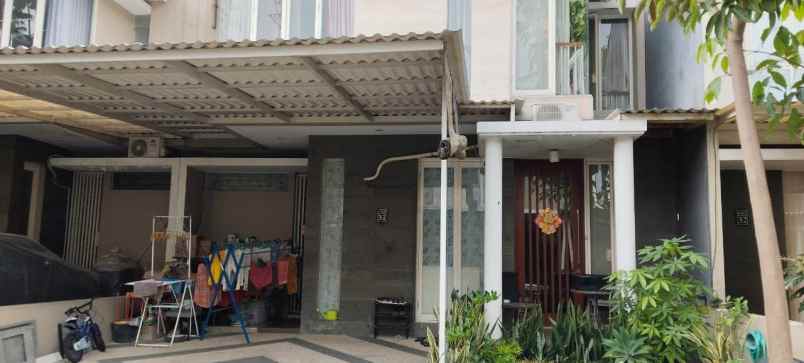 dijual rumah greenlake type fontana