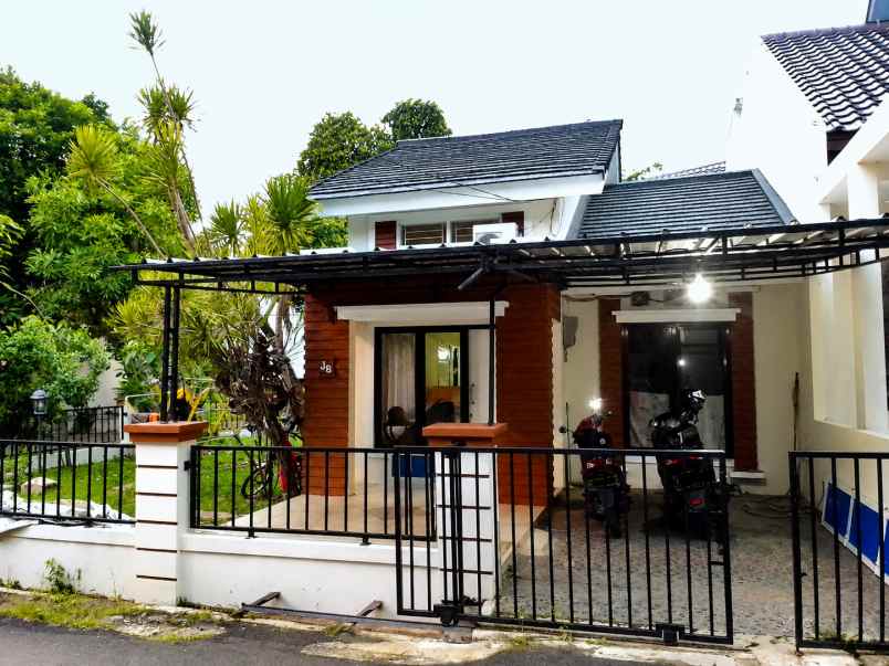 dijual rumah griya bintaro estate