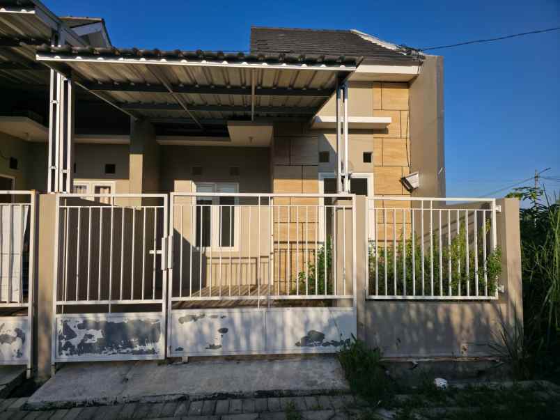 dijual rumah gunung anyar surabaya