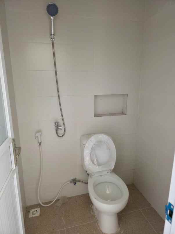 dijual rumah gunung anyar surabaya