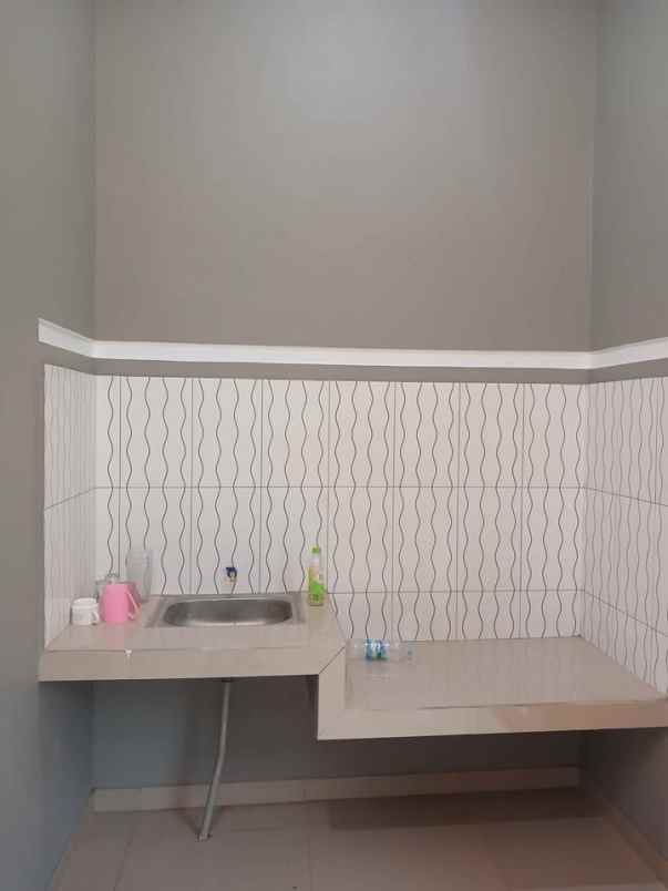 dijual rumah gunung pati