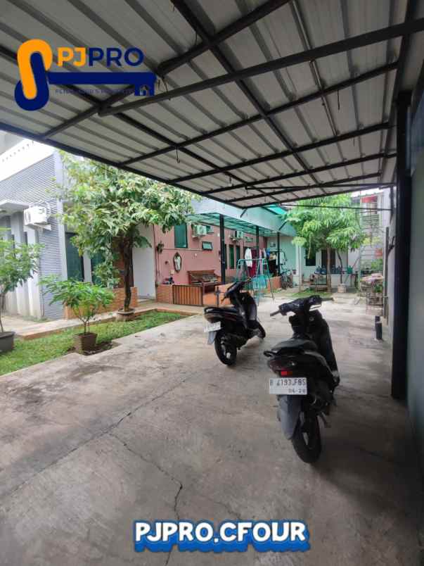 dijual rumah harapan indah
